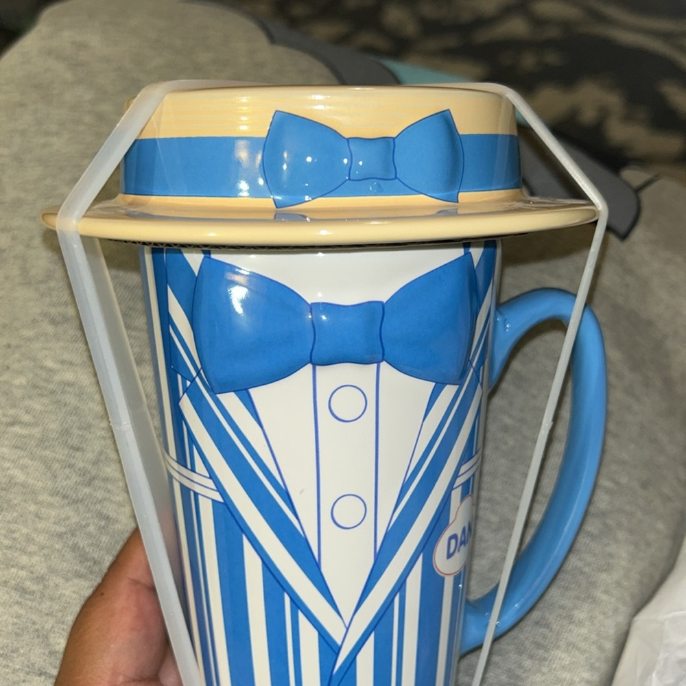 NWT Disney Dapper Dan Blue Striped Mug with Lid - Picture 8 of 12